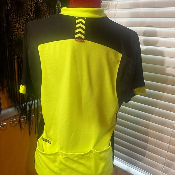 Men’s Bontrager cycling jersey size medium 🚴 - Picture 2 of 13